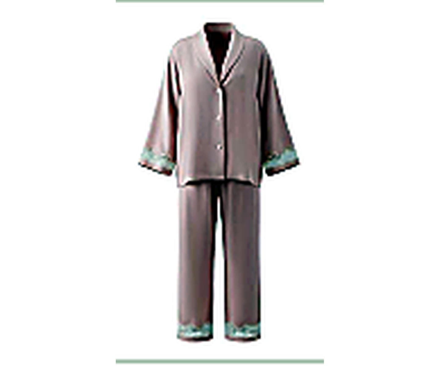 Blush Easy Lounge Set wearing and construction view 3