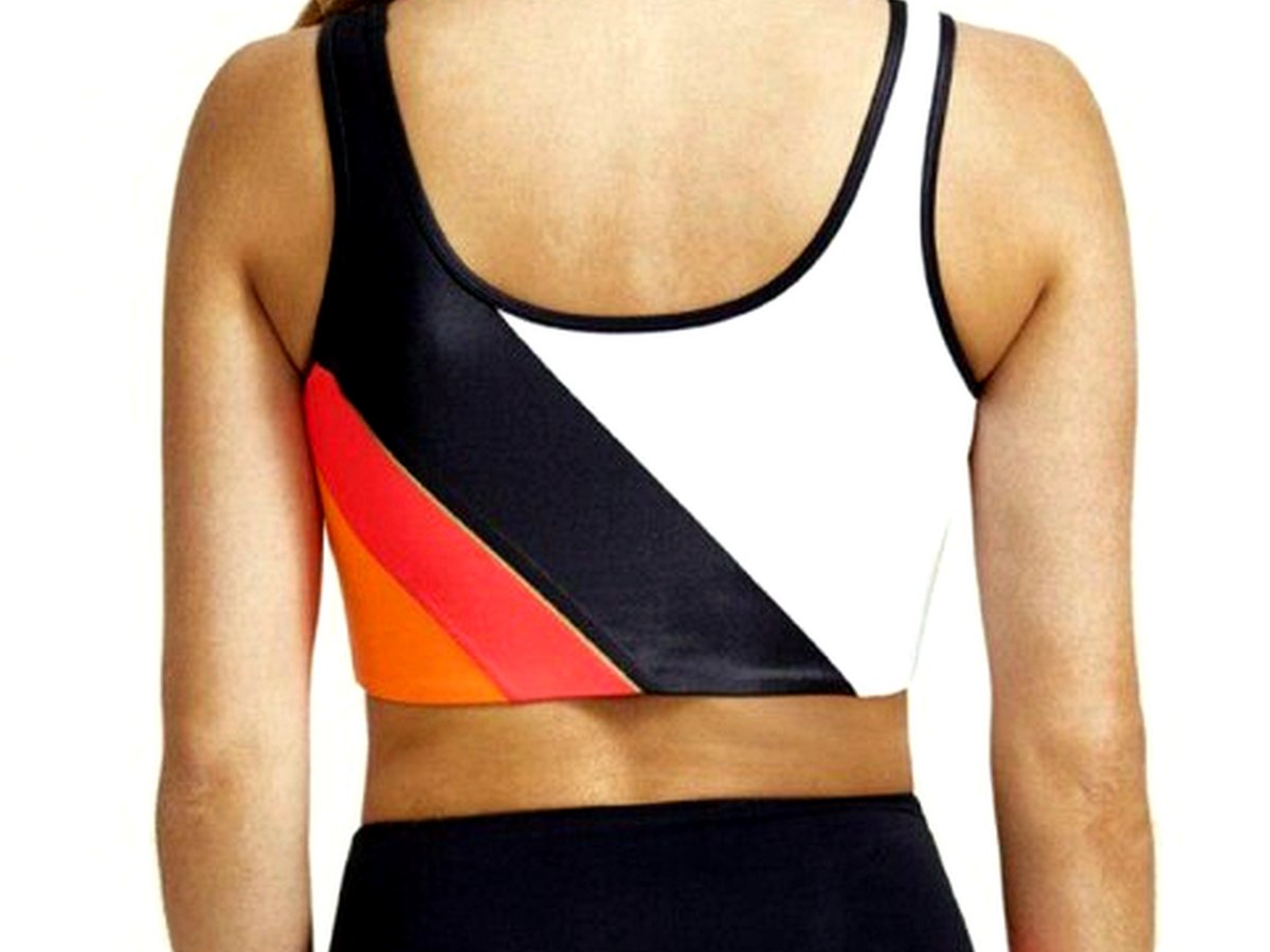 Graphic Back Detail ensemble wearing and construction view 1