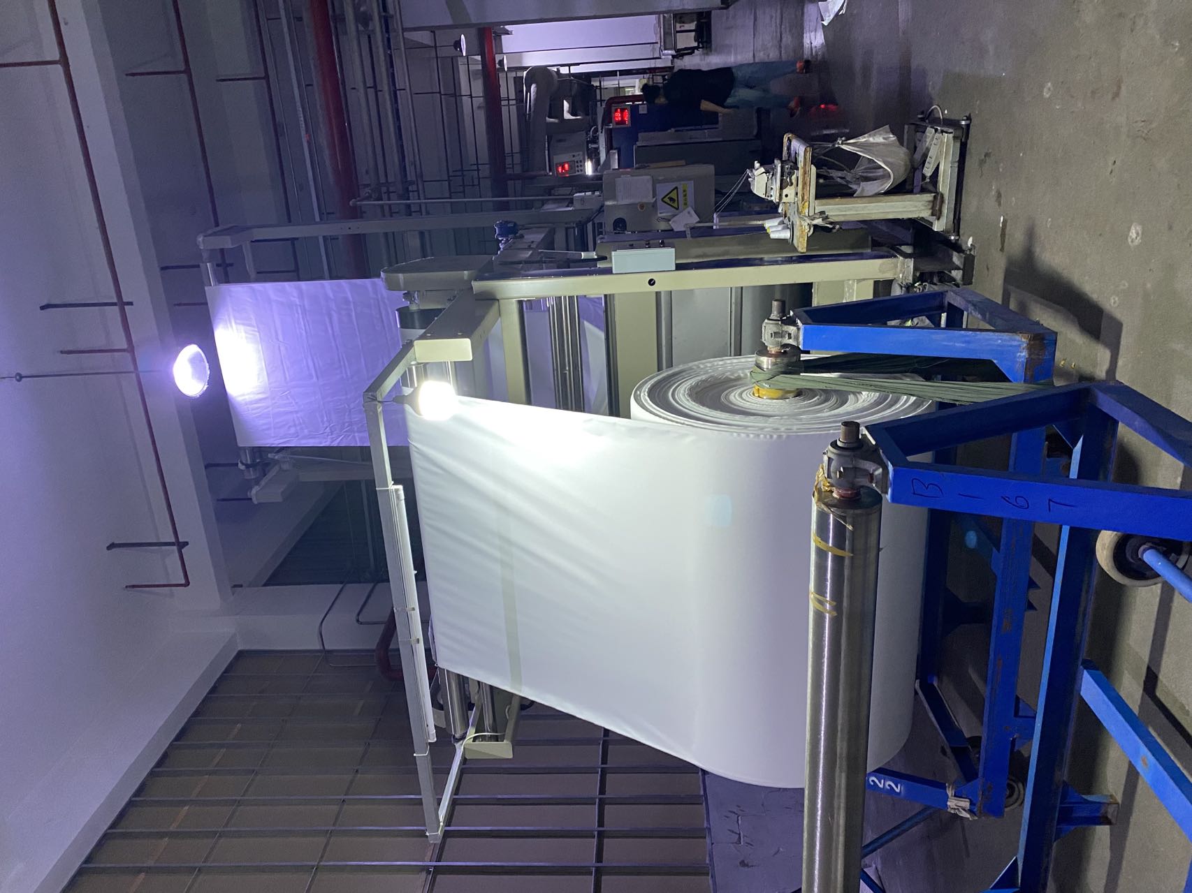 Fabric setting and width-control equipment at a Yinshan Fashion partner mill