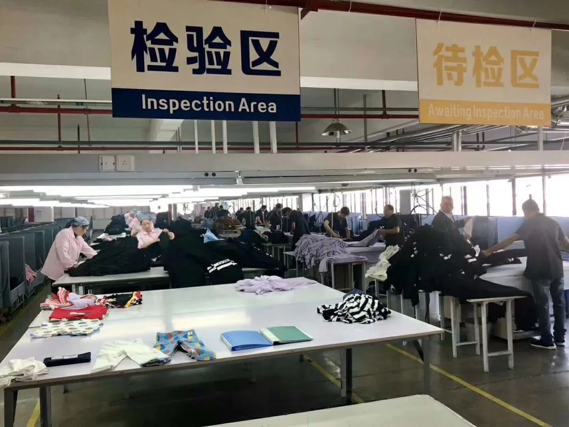 Area di ispezione Yinshan utilizzata per rivedere l'aspetto del capo e i dettagli del prodotto
