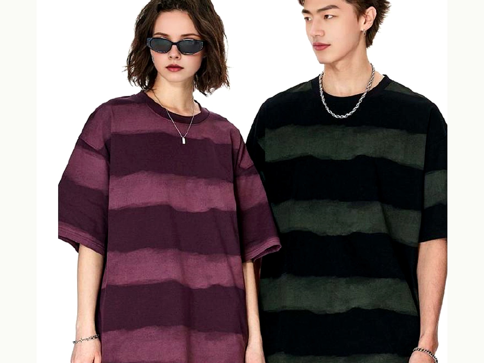 Spray Stripe Heavy Tee wearing and construction view 1